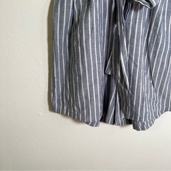 High Paper Bag Waist Shorts Light Blue White Stripes - Picture 3 of 9